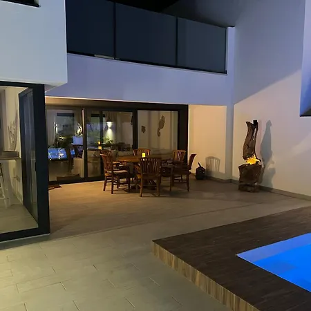 Luna Villa Lajares