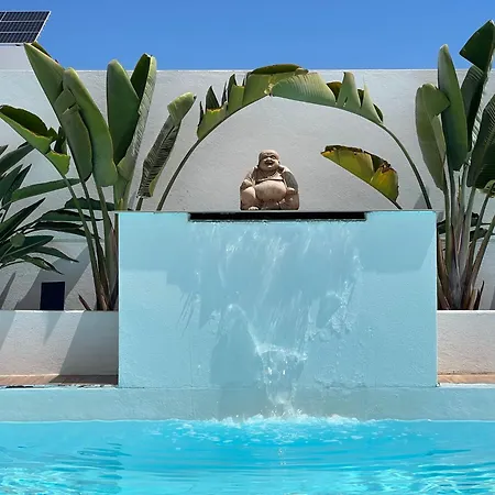 וילה Luna לאחארס